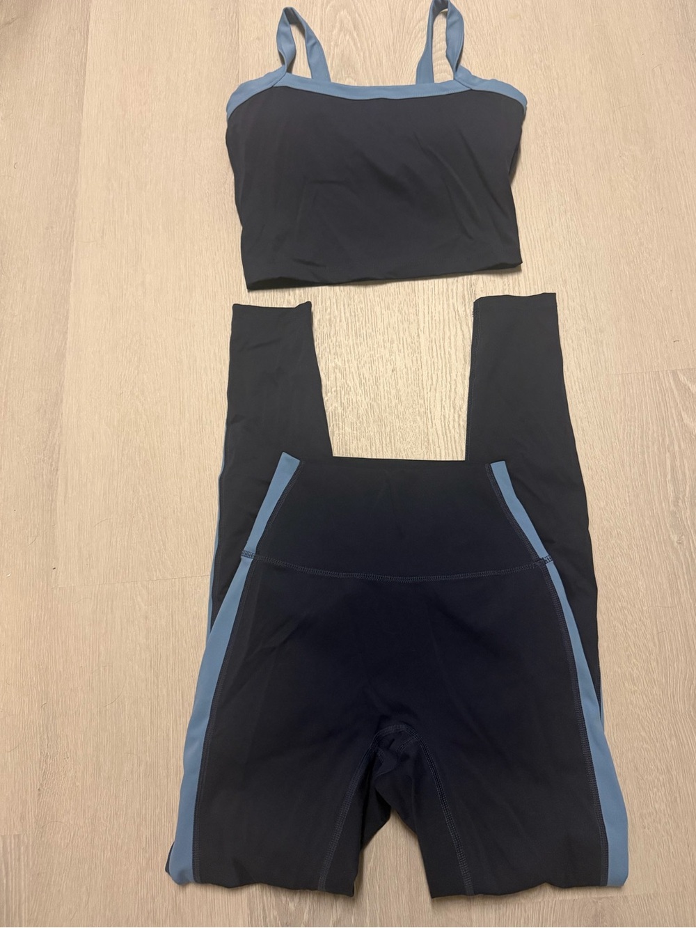 High-Waist Black Leggings & Crop Tank Set with Light Blue Trim